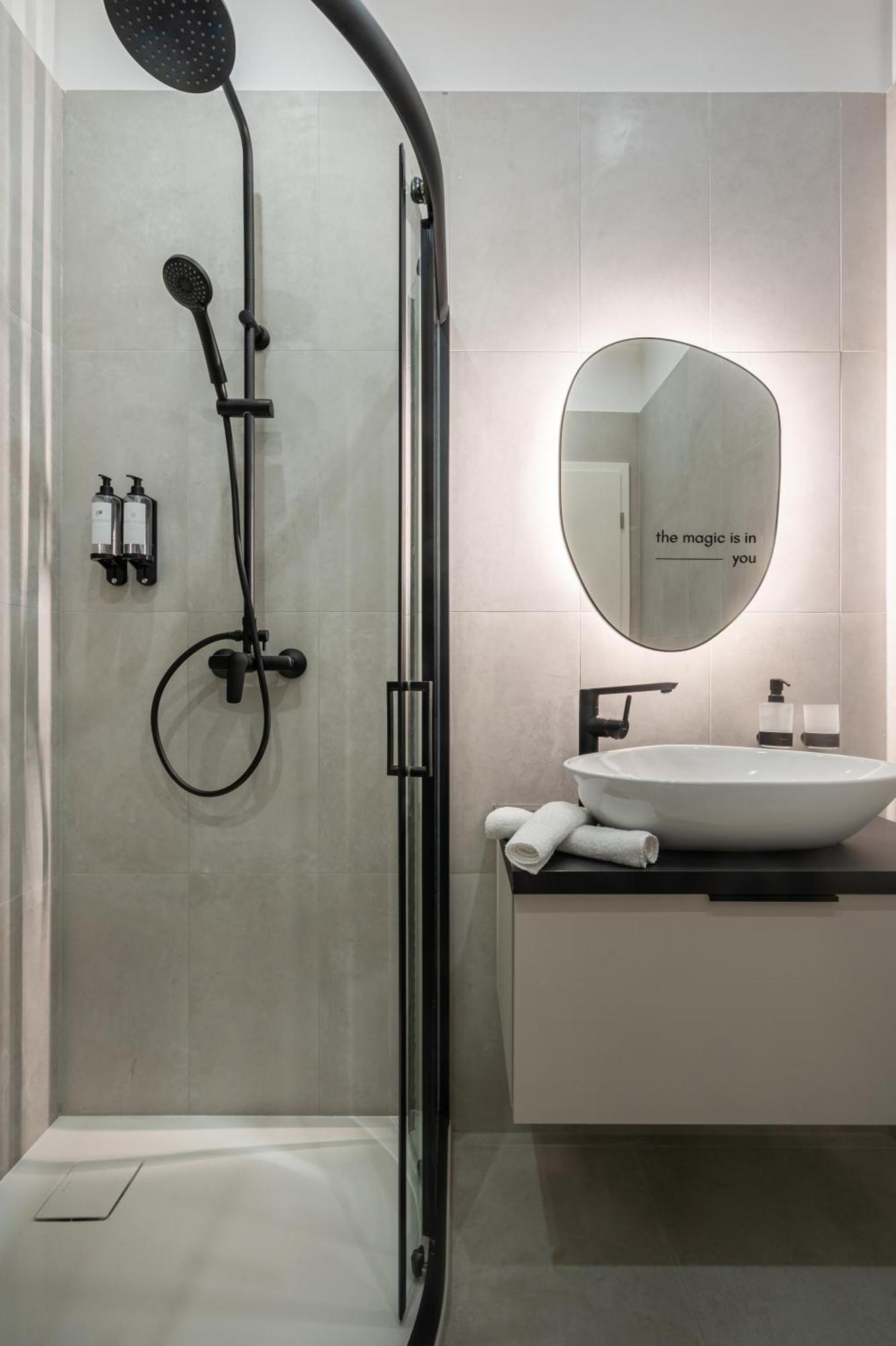 You Boutique Suites, Best Location By Bqa Budapeste Exterior foto