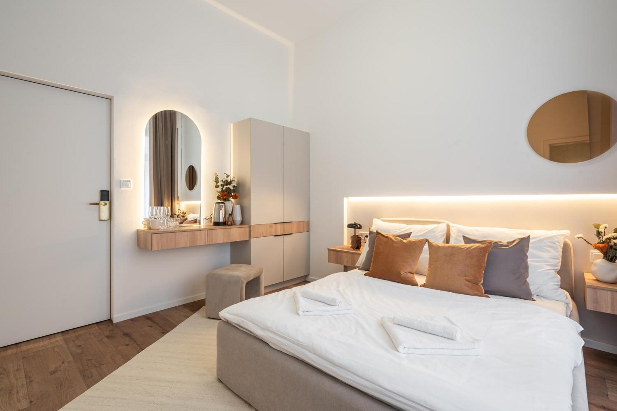 You Boutique Suites, Best Location By Bqa Budapeste Exterior foto